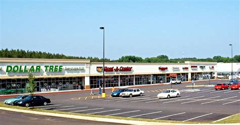 Walmart hartwell ga - Get more information for New King Wok in Hartwell, GA. See reviews, map, get the address, and find directions. Search MapQuest. Hotels. Food. Shopping. Coffee. Grocery. Gas. New King Wok $ Opens at 11:00 AM. 21 Tripadvisor reviews (706) 376-6655. Website. More. Directions Advertisement. 117 Walmart Dr Hartwell, GA 30643 Opens at 11:00 AM.